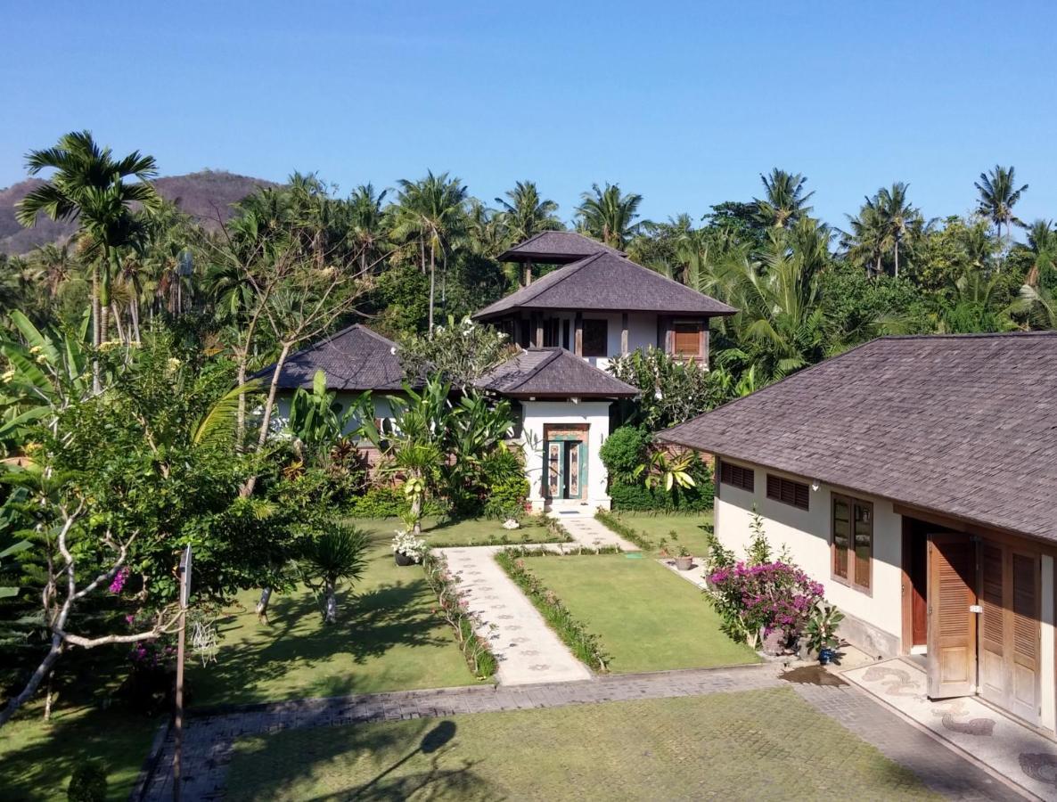 Villa Rumah Isah Candidasa Exterior foto